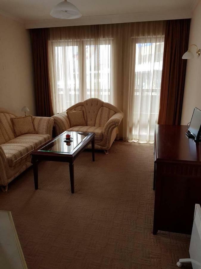 Apartment In Downtown Complex Банско Екстериор снимка